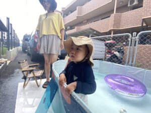 【夏の思い出】Amazonで買った家庭用プールで初プール開き！水道代？…それも思い出！笑